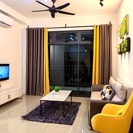 8Scape Residences Batman Vs Ironman@Lsy Home & Leisure Johor Bahru Zewnętrze zdjęcie