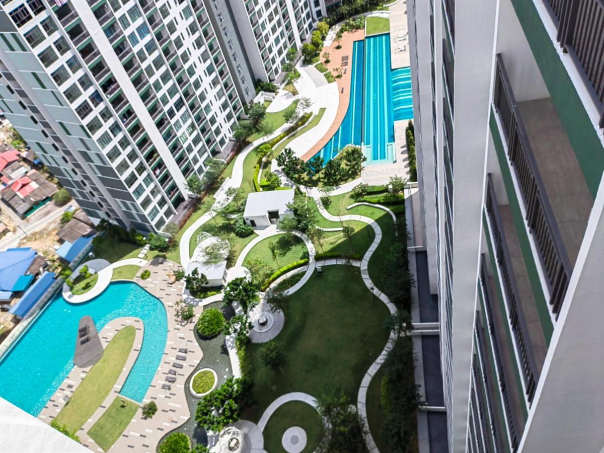 8Scape Residences Batman Vs Ironman@Lsy Home & Leisure Johor Bahru Zewnętrze zdjęcie