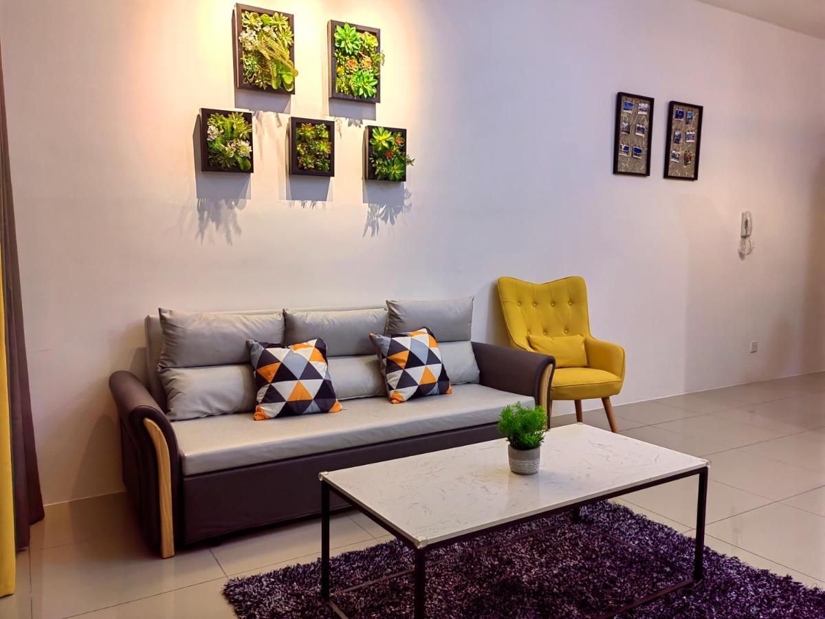 8Scape Residences Batman Vs Ironman@Lsy Home & Leisure Johor Bahru Zewnętrze zdjęcie
